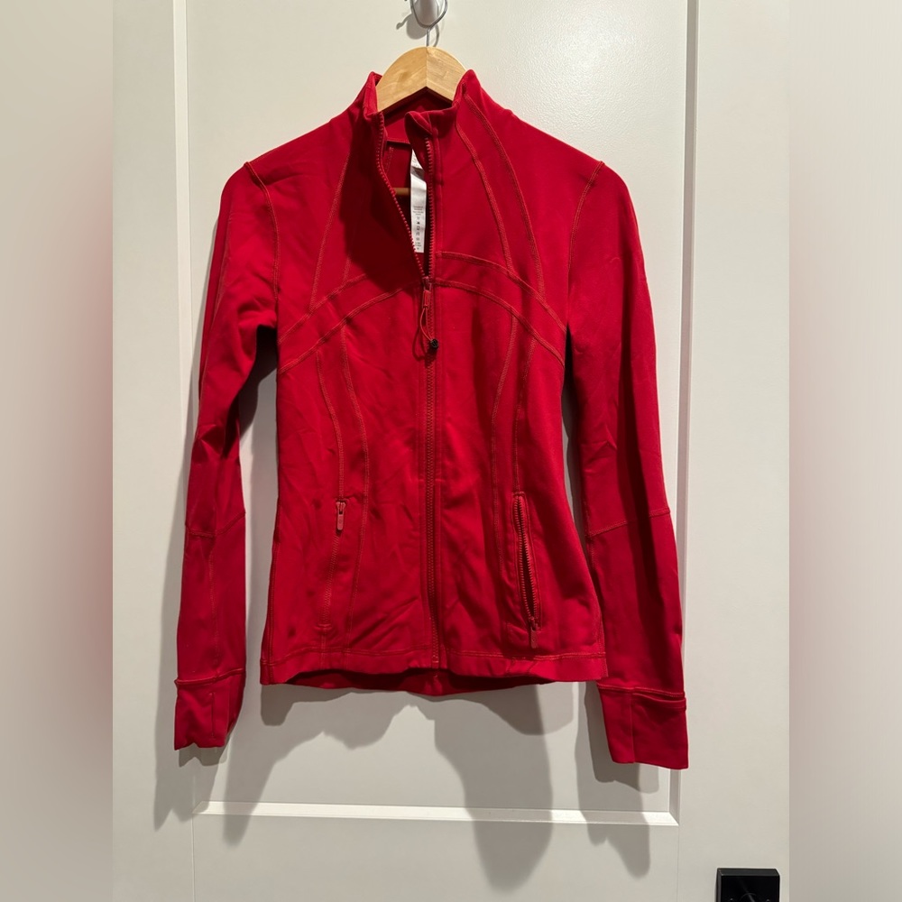 Lululemon Athletica Red Women's Top size 6